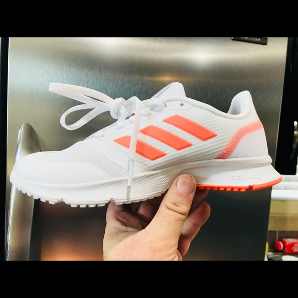 adidas nova flow red